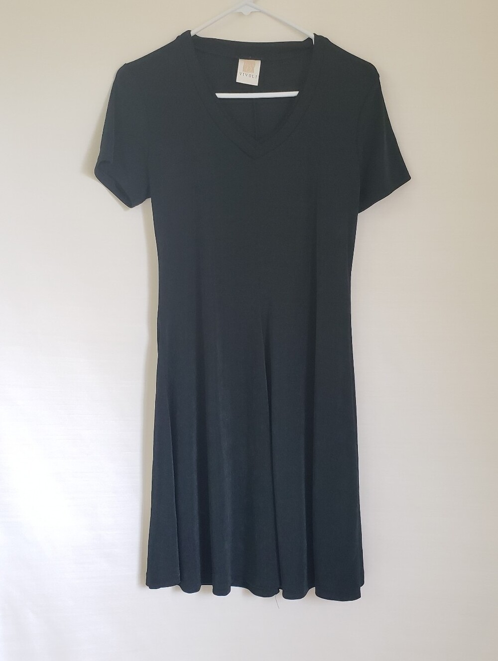 1990's Vintage black V-Neck Short Sleeve Slinky Midi Dress VIVOLI L